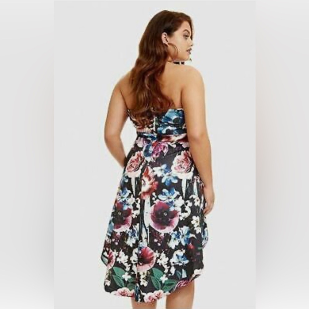 New Plus Size Strapless floral dress size 2x
